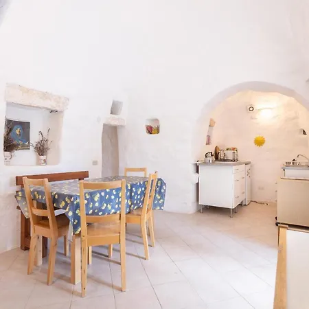 Trulli Del Sole Вилла Остуни
